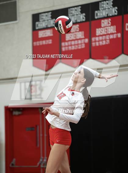 Thumbnail 1 in Sierra Canyon @ Harvard-Westlake photogallery.
