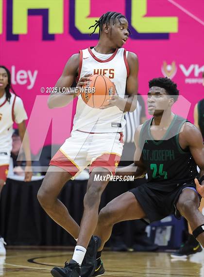 Thumbnail 3 in St. Joseph vs. Holy Innocents Episcopal (Army National Guard Hoophall Classic) photogallery.