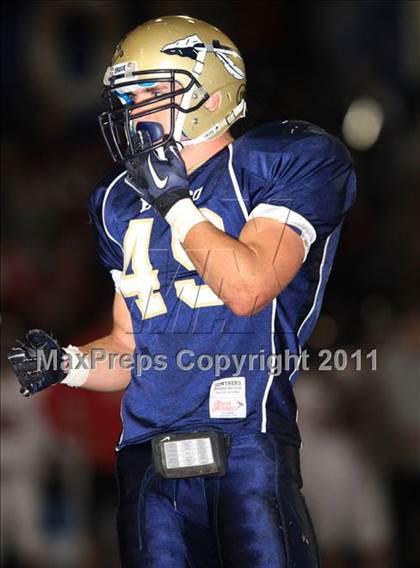 Thumbnail 1 in San Clemente vs. St. John Bosco (CIF SS Playoffs) photogallery.