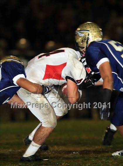 Thumbnail 3 in San Clemente vs. St. John Bosco (CIF SS Playoffs) photogallery.