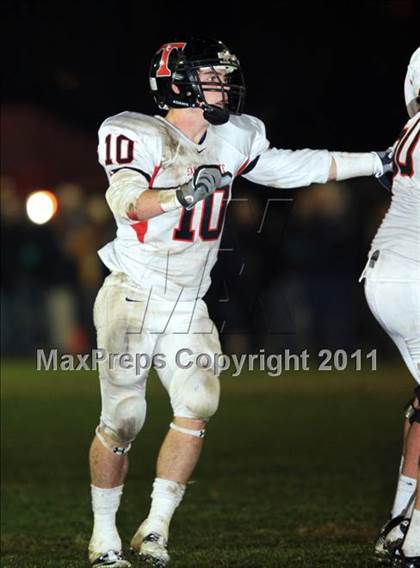Thumbnail 3 in San Clemente vs. St. John Bosco (CIF SS Playoffs) photogallery.