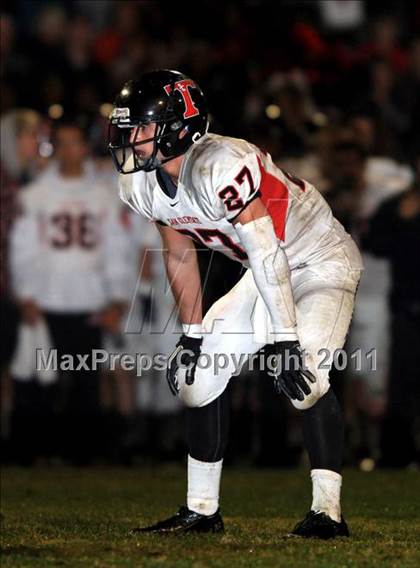 Thumbnail 1 in San Clemente vs. St. John Bosco (CIF SS Playoffs) photogallery.