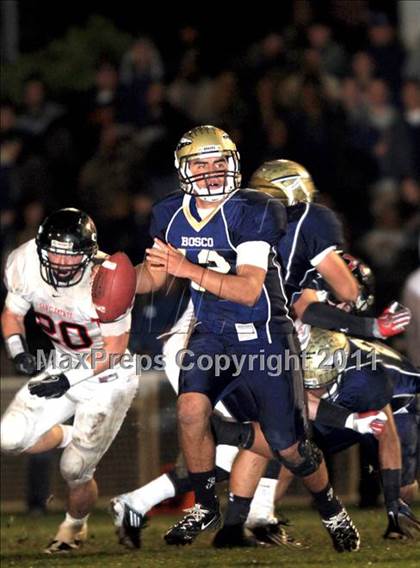 Thumbnail 2 in San Clemente vs. St. John Bosco (CIF SS Playoffs) photogallery.