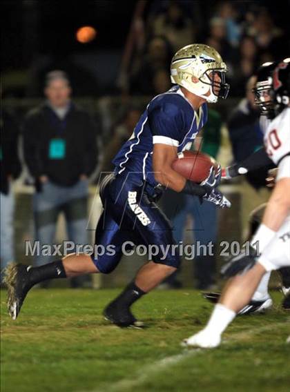 Thumbnail 2 in San Clemente vs. St. John Bosco (CIF SS Playoffs) photogallery.