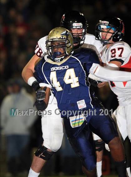 Thumbnail 3 in San Clemente vs. St. John Bosco (CIF SS Playoffs) photogallery.