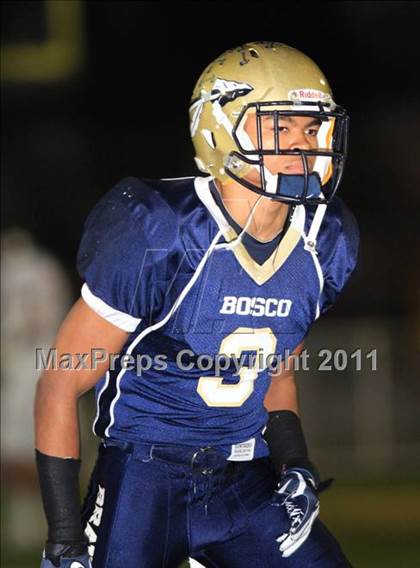 Thumbnail 3 in San Clemente vs. St. John Bosco (CIF SS Playoffs) photogallery.