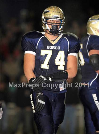 Thumbnail 1 in San Clemente vs. St. John Bosco (CIF SS Playoffs) photogallery.