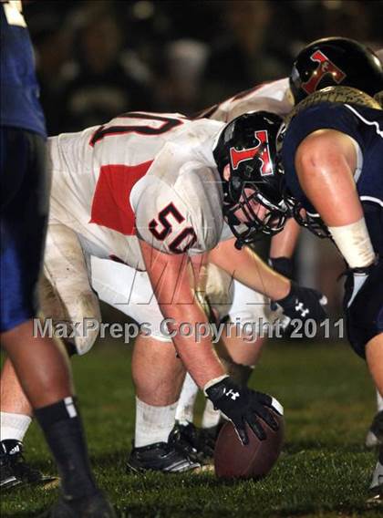 Thumbnail 3 in San Clemente vs. St. John Bosco (CIF SS Playoffs) photogallery.