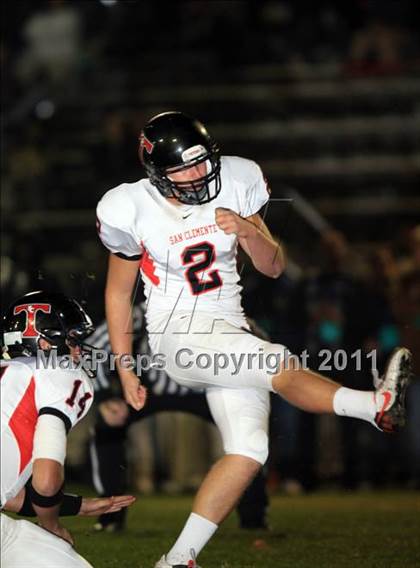 Thumbnail 3 in San Clemente vs. St. John Bosco (CIF SS Playoffs) photogallery.