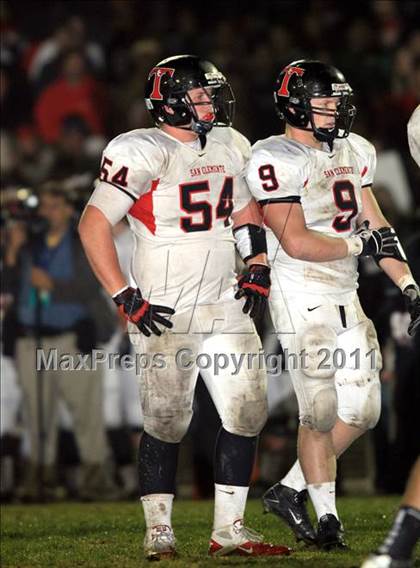 Thumbnail 3 in San Clemente vs. St. John Bosco (CIF SS Playoffs) photogallery.