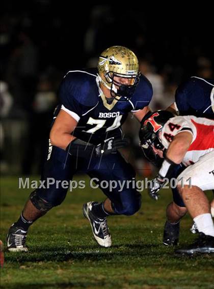 Thumbnail 2 in San Clemente vs. St. John Bosco (CIF SS Playoffs) photogallery.