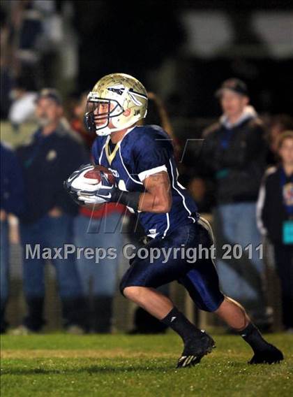 Thumbnail 1 in San Clemente vs. St. John Bosco (CIF SS Playoffs) photogallery.