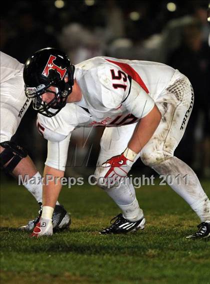 Thumbnail 2 in San Clemente vs. St. John Bosco (CIF SS Playoffs) photogallery.