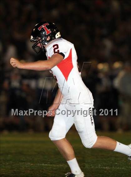 Thumbnail 1 in San Clemente vs. St. John Bosco (CIF SS Playoffs) photogallery.