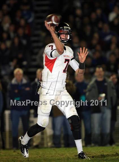Thumbnail 1 in San Clemente vs. St. John Bosco (CIF SS Playoffs) photogallery.