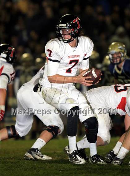 Thumbnail 3 in San Clemente vs. St. John Bosco (CIF SS Playoffs) photogallery.