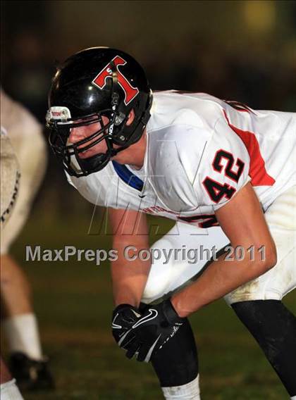 Thumbnail 1 in San Clemente vs. St. John Bosco (CIF SS Playoffs) photogallery.