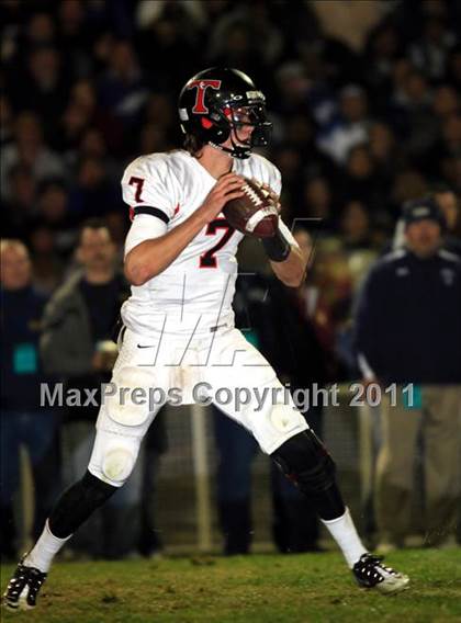 Thumbnail 3 in San Clemente vs. St. John Bosco (CIF SS Playoffs) photogallery.