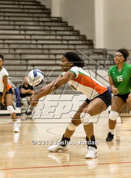 Thumbnail 1 in Lanier @ Houston photogallery.