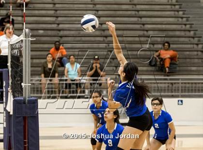 Thumbnail 2 in Lanier @ Houston photogallery.