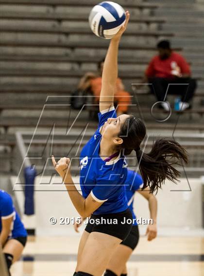 Thumbnail 2 in Lanier @ Houston photogallery.