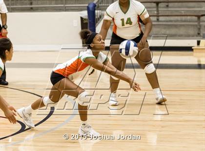 Thumbnail 2 in Lanier @ Houston photogallery.