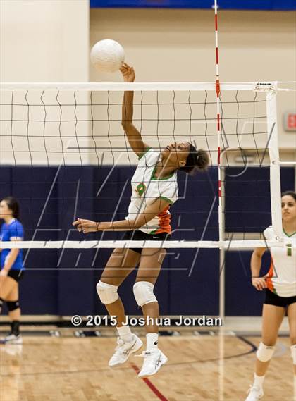 Thumbnail 2 in Lanier @ Houston photogallery.
