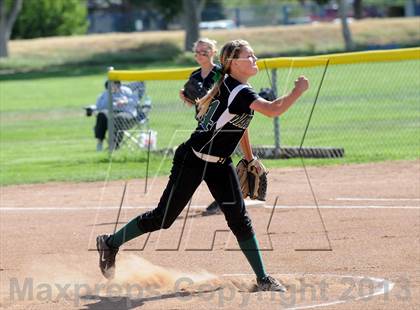Thumbnail 3 in Highland @ Tehachapi photogallery.