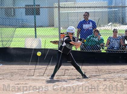 Thumbnail 2 in Highland @ Tehachapi photogallery.