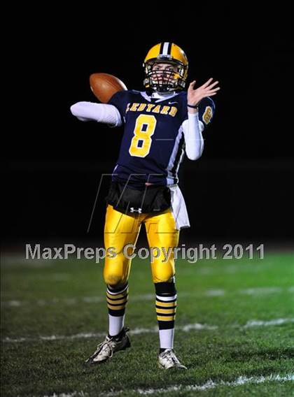 Thumbnail 1 in Branford @ Ledyard photogallery.