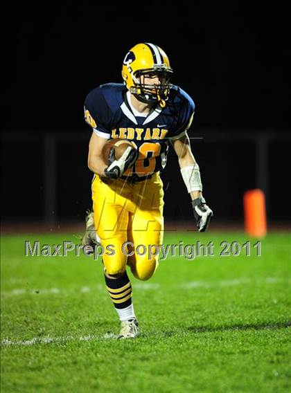 Thumbnail 1 in Branford @ Ledyard photogallery.
