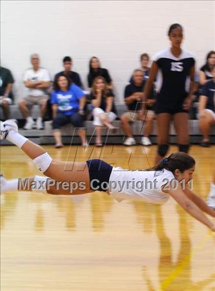 Thumbnail 2 in Kamehameha vs. La Costa Canyon (Durango Fall Classic) photogallery.