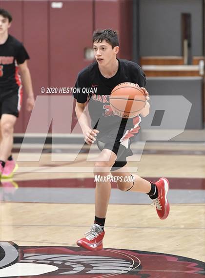 Thumbnail 2 in Oakwood vs. Dana Hills (Rancho Mirage Holiday Invitational) photogallery.
