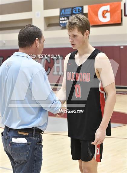 Thumbnail 1 in Oakwood vs. Dana Hills (Rancho Mirage Holiday Invitational) photogallery.