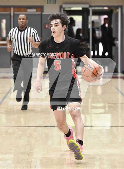 Thumbnail 3 in Oakwood vs. Dana Hills (Rancho Mirage Holiday Invitational) photogallery.