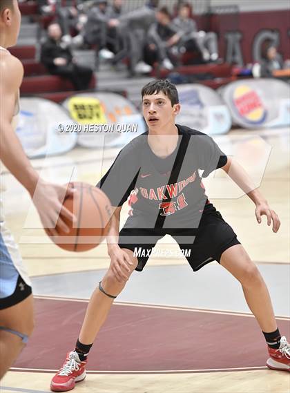 Thumbnail 3 in Oakwood vs. Dana Hills (Rancho Mirage Holiday Invitational) photogallery.