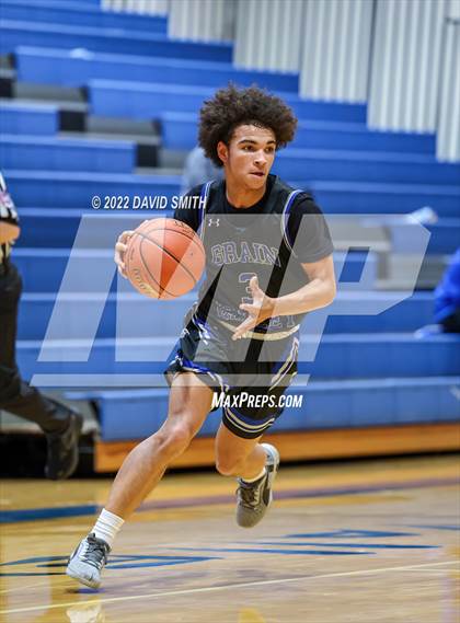 Thumbnail 2 in Grain Valley vs Platte County - Sonic Showdown photogallery.