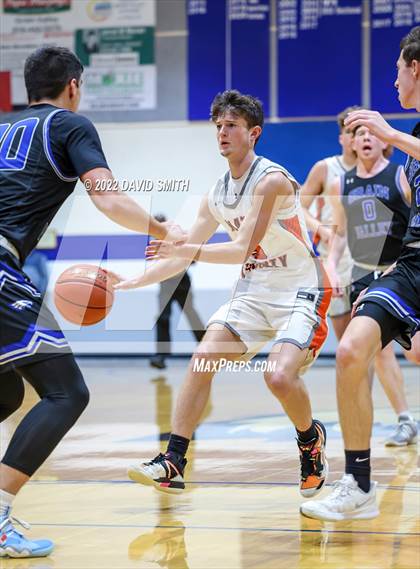 Thumbnail 2 in Grain Valley vs Platte County - Sonic Showdown photogallery.