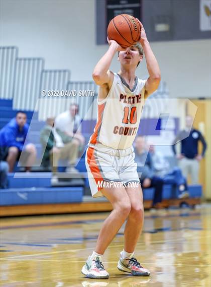 Thumbnail 2 in Grain Valley vs Platte County - Sonic Showdown photogallery.