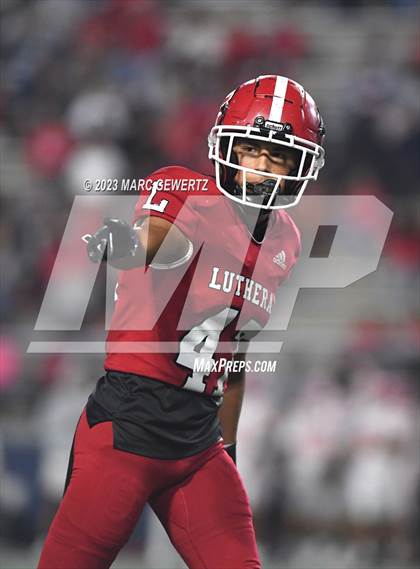 Thumbnail 2 in Mater Dei @ Orange Lutheran photogallery.