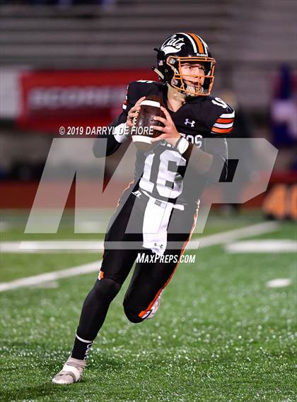 Thumbnail 1 in Los Gatos vs. Oak Grove (CIF CCS D2 Final) photogallery.