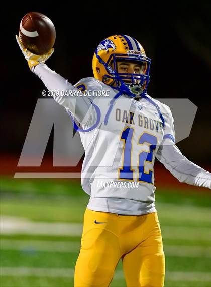 Thumbnail 3 in Los Gatos vs. Oak Grove (CIF CCS D2 Final) photogallery.
