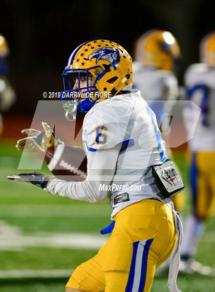 Thumbnail 2 in Los Gatos vs. Oak Grove (CIF CCS D2 Final) photogallery.