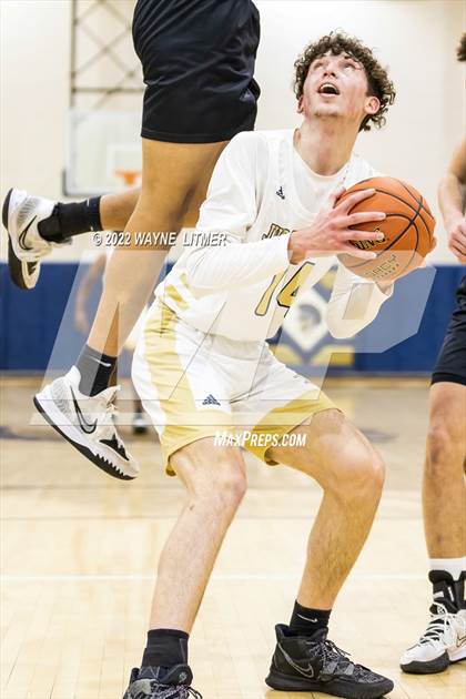Thumbnail 3 in Campbell County @ Lloyd Memorial photogallery.