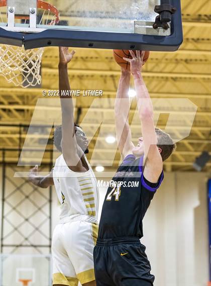 Thumbnail 3 in Campbell County @ Lloyd Memorial photogallery.