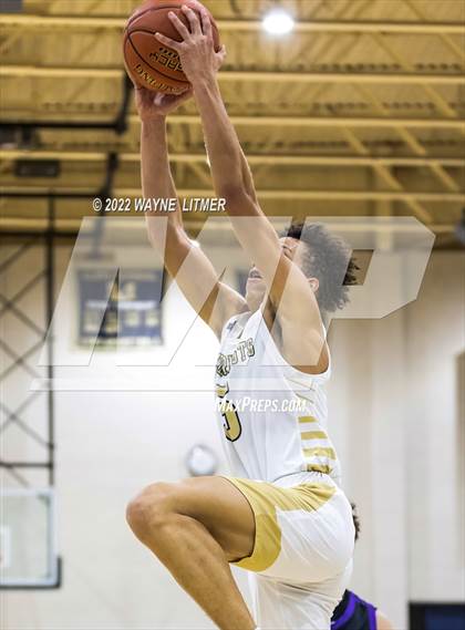 Thumbnail 3 in Campbell County @ Lloyd Memorial photogallery.