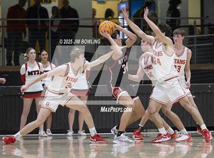 Thumbnail 3 in Glenwood vs. Mt. Zion (IHSA 3A Sectional Final) photogallery.