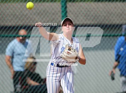 Thumbnail 2 in Marysville vs Teays Valley (OHSAA D1 District Final) photogallery.