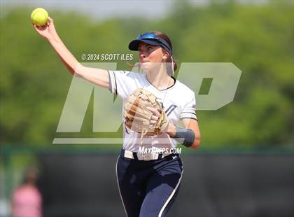 Thumbnail 2 in Marysville vs Teays Valley (OHSAA D1 District Final) photogallery.