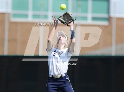 Thumbnail 3 in Marysville vs Teays Valley (OHSAA D1 District Final) photogallery.